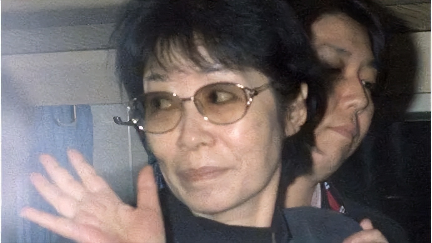 “赤军女皇”重信房子出狱：放下屠刀，就能立地成佛？