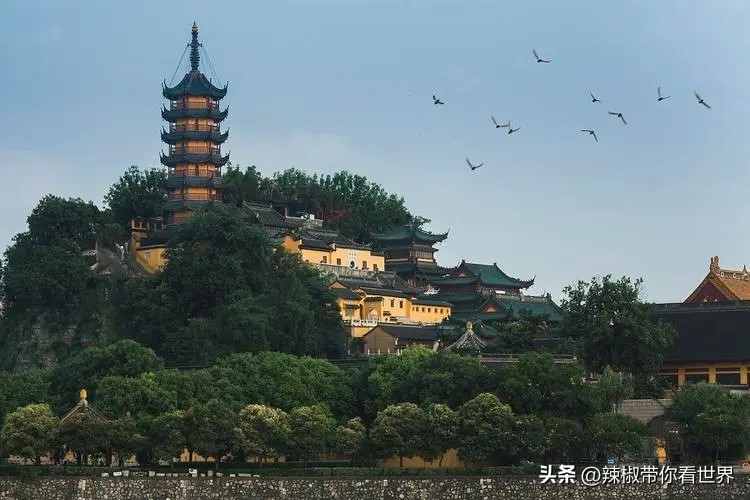 镇江一座美的让人吃醋的城市路牌,镇江一座美的让你吃醋的城市