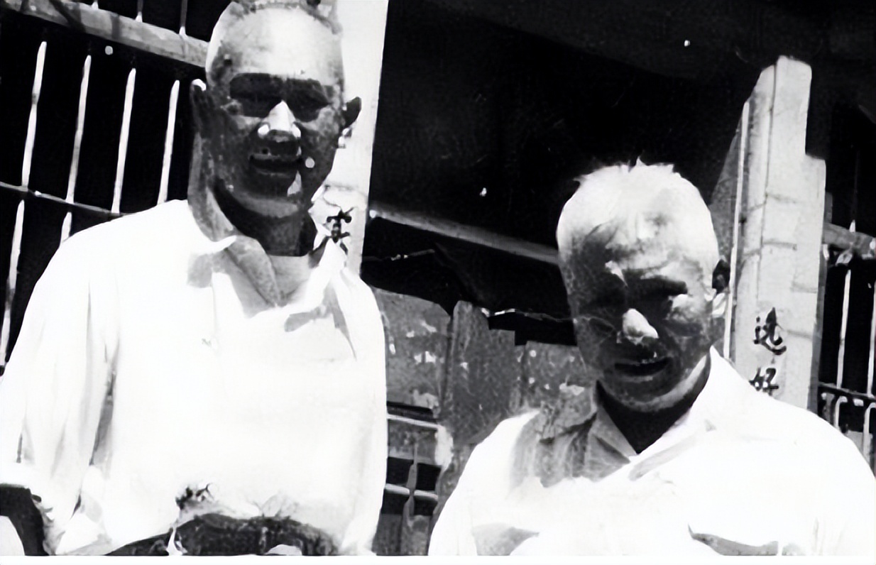 1934年国军少将救下近10万红军，建国后毛主席叮嘱：一定要找到他