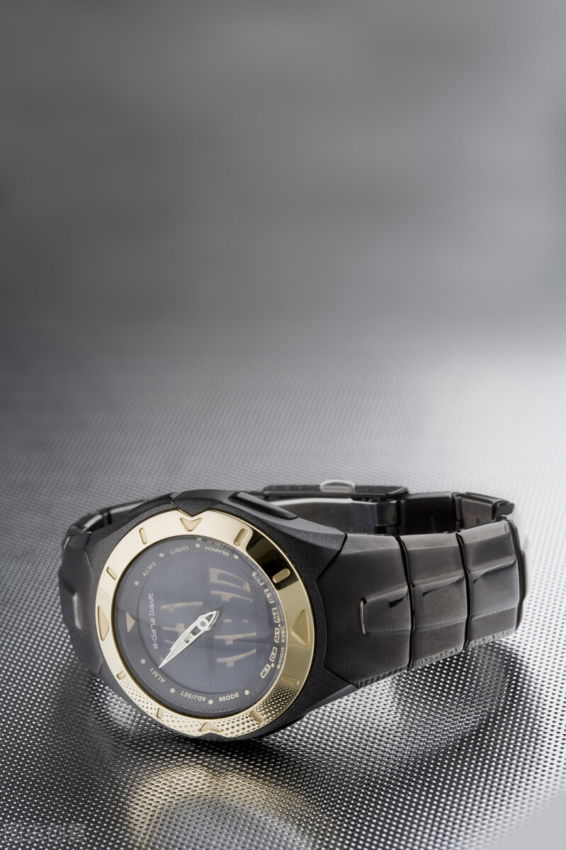 你的爱表起雾了怎么办？要怎么解决？