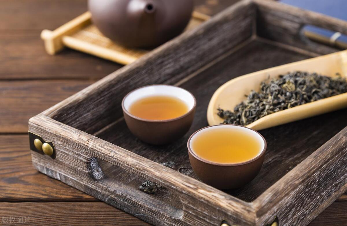 真实茶客故事，九哥炒股赚到钱后，带走儿媳去广东做生意，后来呢