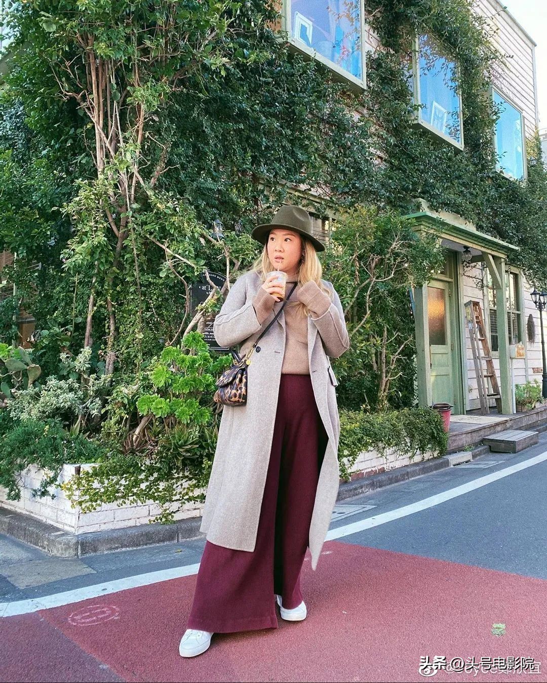 辟谣郑欣宜去世,郑欣宜被曝抑郁症后首次露面