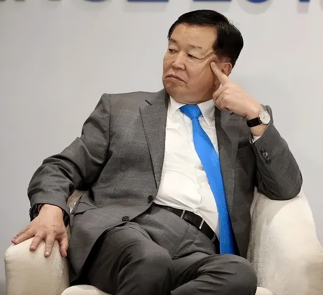 许书标和颜斌生产的红牛饮料,红牛创始人许书标几个儿子