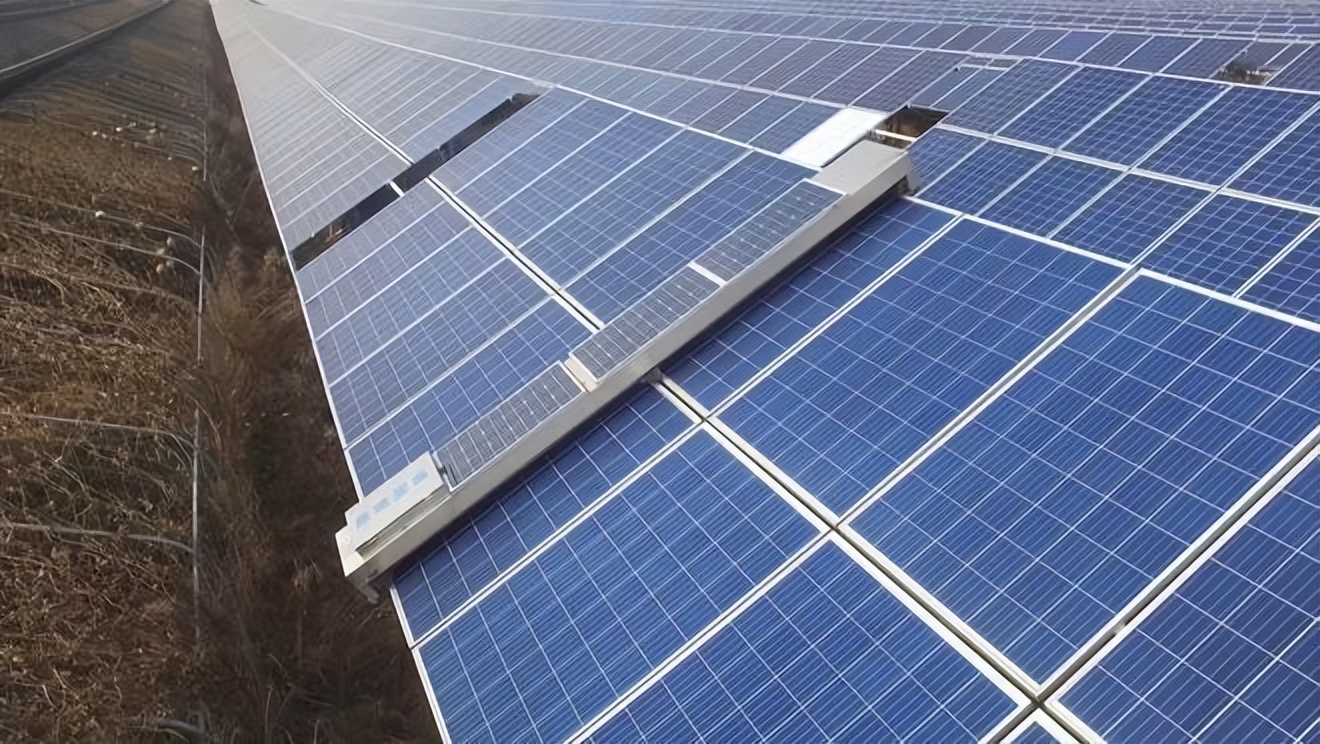 中国哪里的沙漠适合光伏发电,中国沙漠发电量