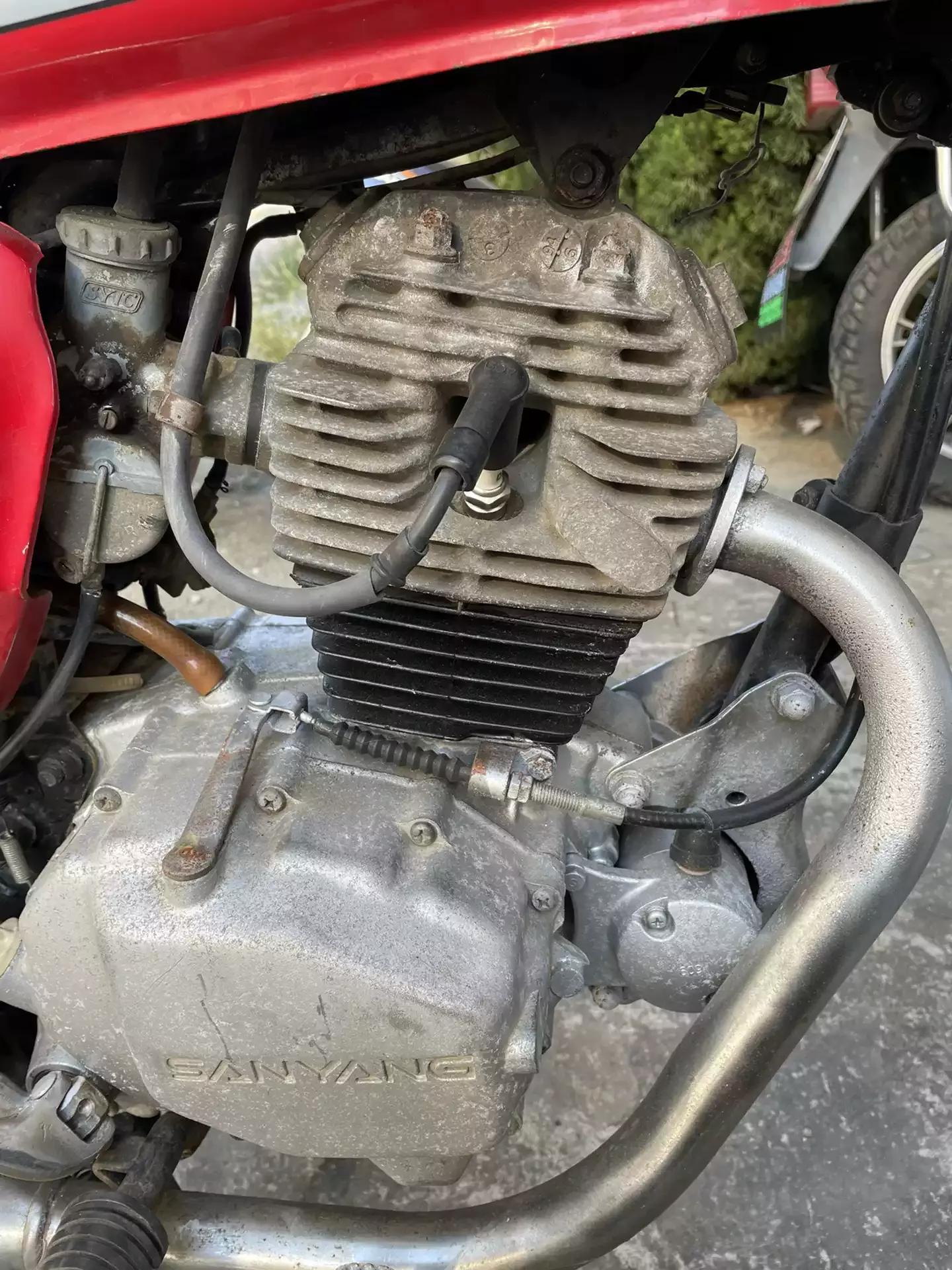 台湾野狼125摩托车是哪一年,台湾豪华野狼125什么价格