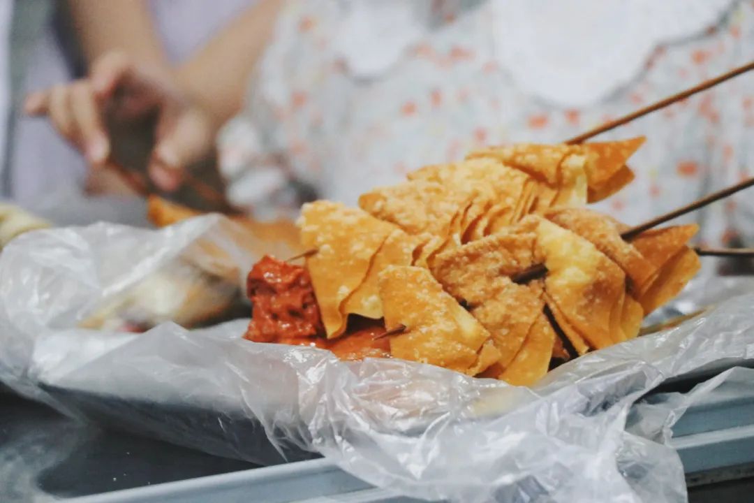 两天一夜嗨吃15顿，这座小城真把人香迷糊了