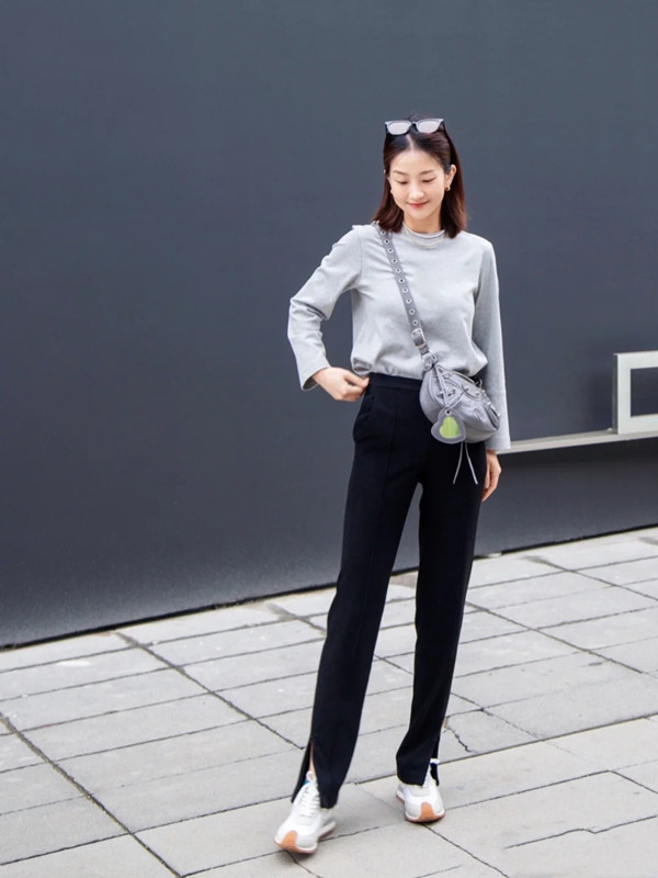 黄皮肤女孩该怎么穿搭显白,被一个女孩的颜值惊艳到了