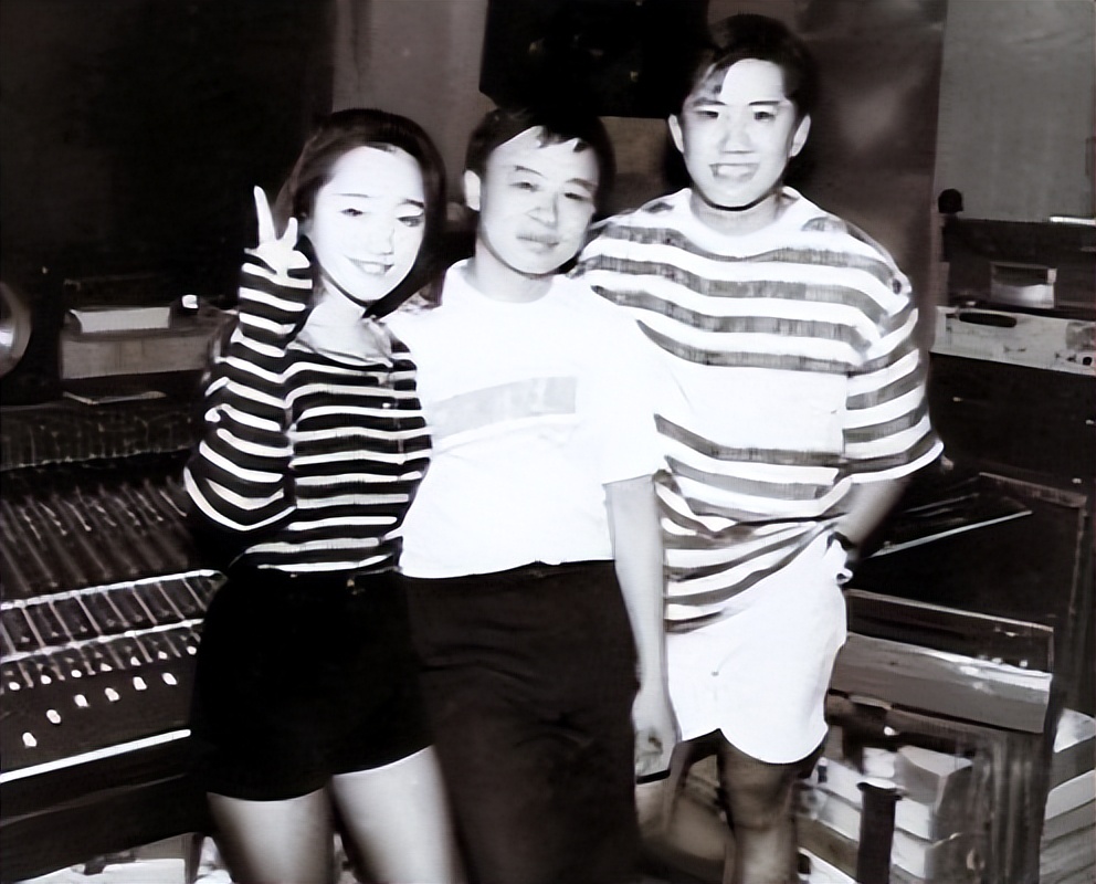 鏇剧粡鍚告瘨琚崟鏄庢槦,鐢锋槦鍚告瘨琚崟