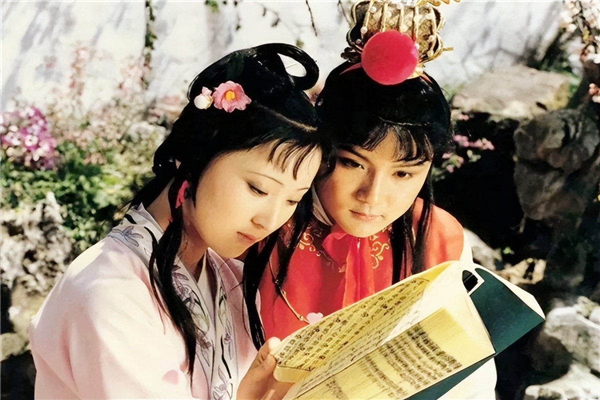 刚建国时的六大名著,建国初期把六大名著定为四大名著