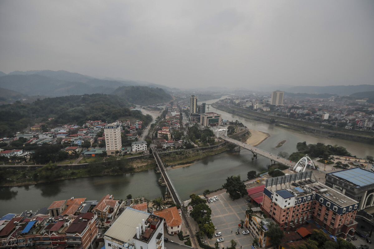 云南除了西双版纳哪里还适合过冬,西双版纳景洪避寒的地方