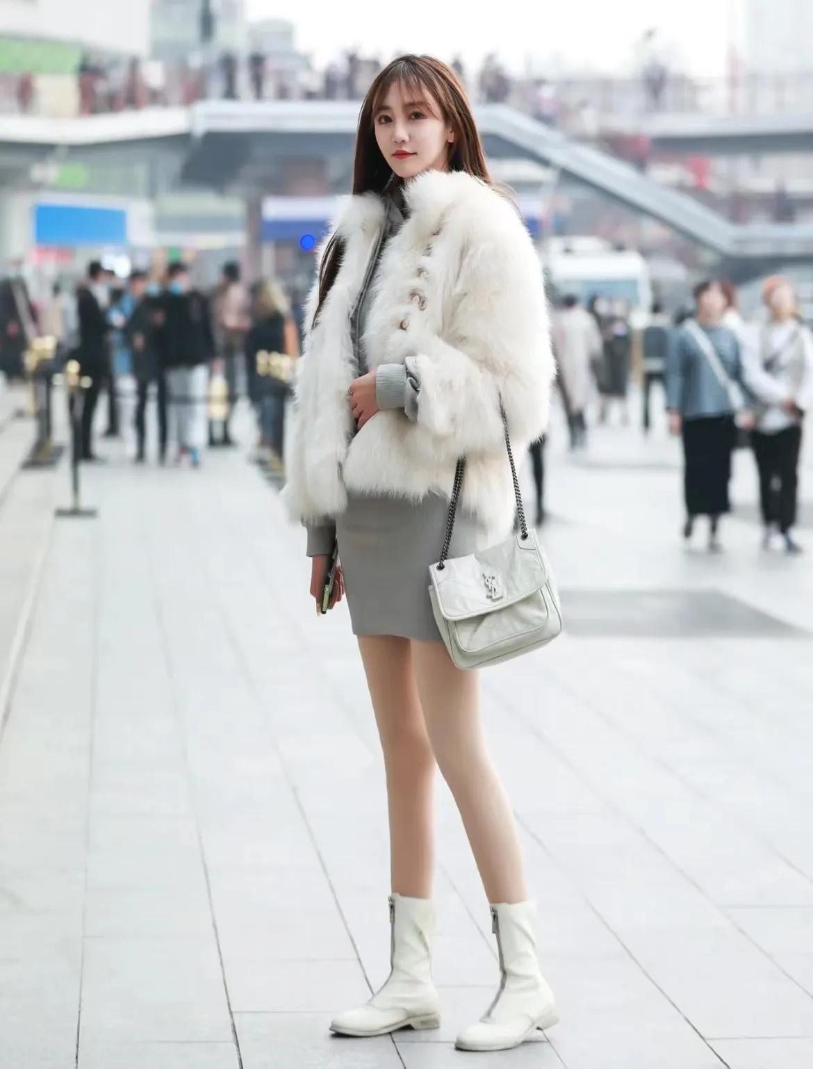 街拍看包,看街拍学穿搭