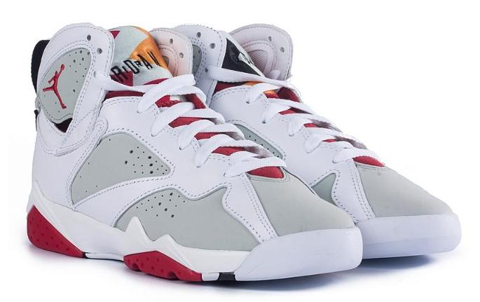 aj37代曝光图,韦德之道10和aj37很像