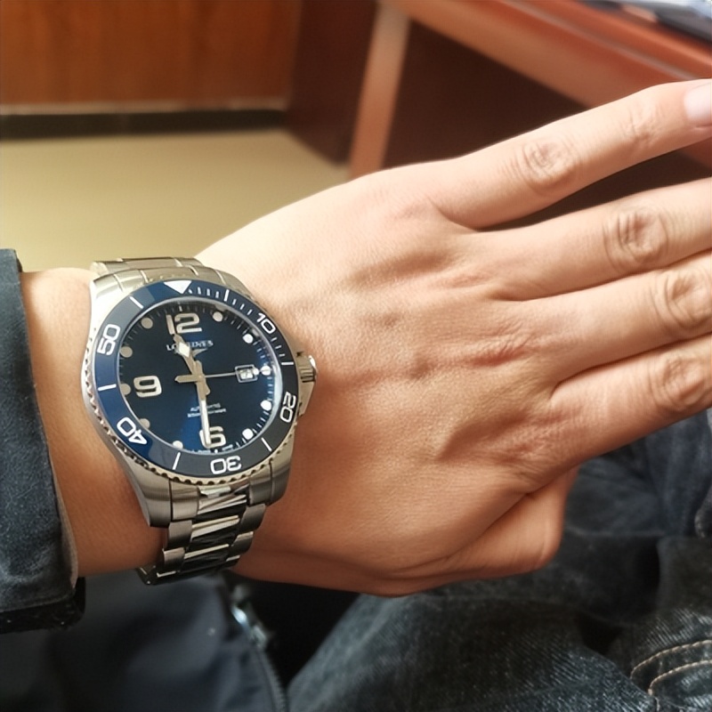 浪琴康卡斯和雷达,浪琴手表和浪琴康卡斯的区别