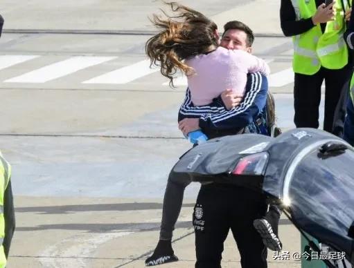 阿根廷10号再次捧起大力神杯,阿根廷10号传承里克尔梅