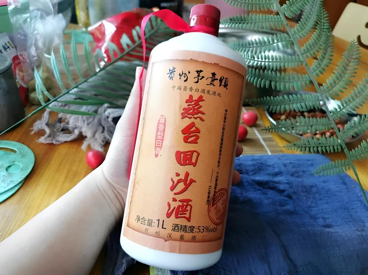 白酒行家五种评价,好喝又不贵的10款平价白酒推荐