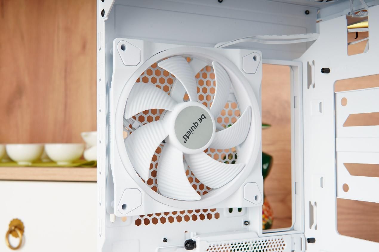 令人惊艳的散热效能，德商德静界ShadowBase800FX机箱