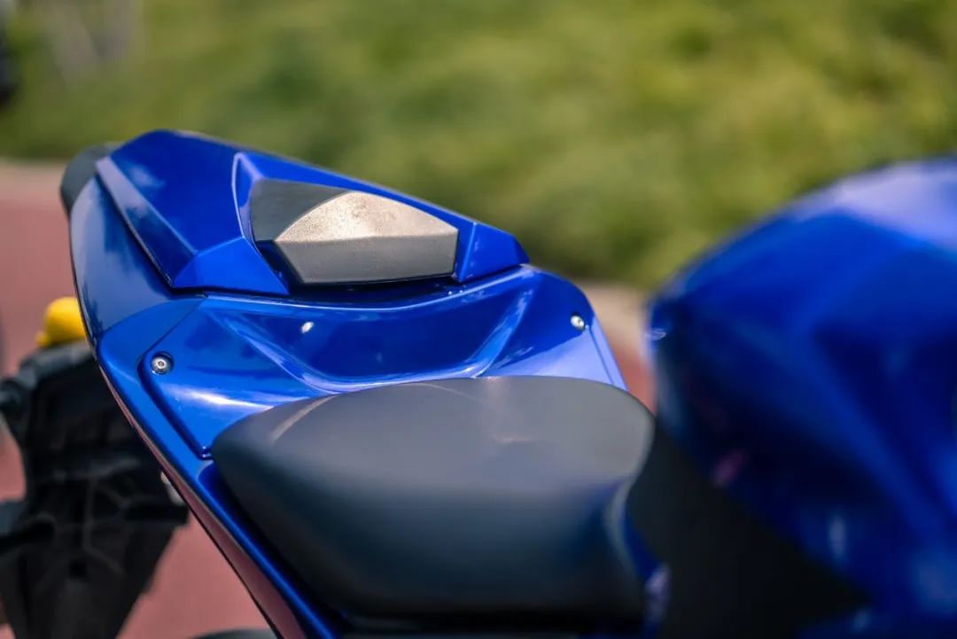 新款雅马哈yzfr3怎么样,雅马哈YZF-R25测评