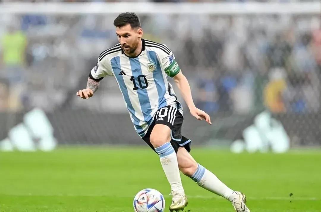 我心目中的中国男足最强阵容,我心中的最佳足球阵容100分