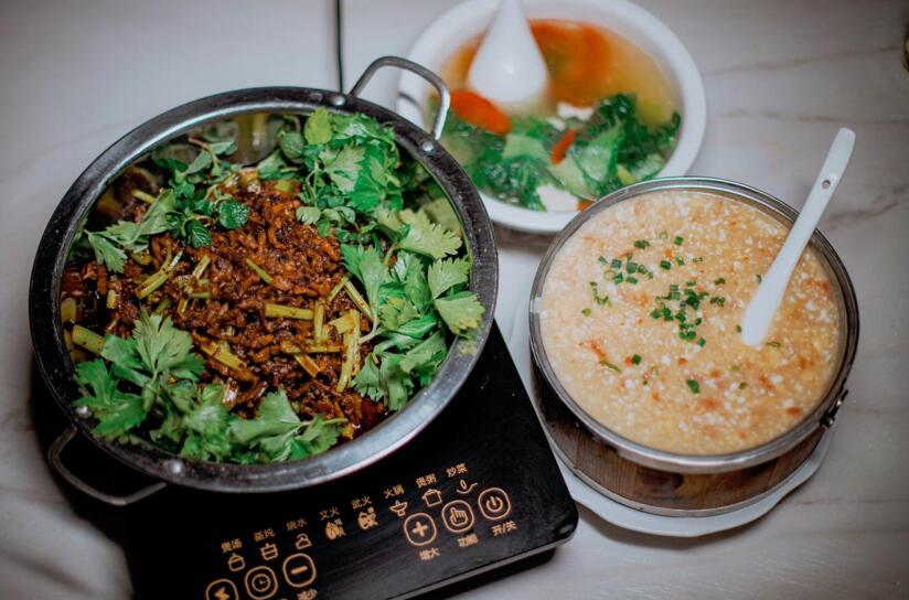 开着帝豪L看都匀，更大更强再向上