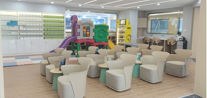 济南可恩口腔医院种牙,可恩口腔跟山东大学口腔哪个好