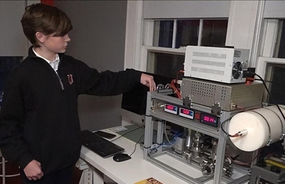 15个活久见的事实:阴道里长了“牙齿”,14世纪的“乳房袋”