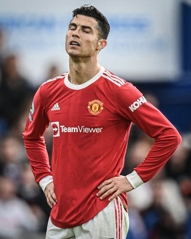 c罗离开曼联真的是c罗的原因吗,c罗为何想要离开曼联个人观点