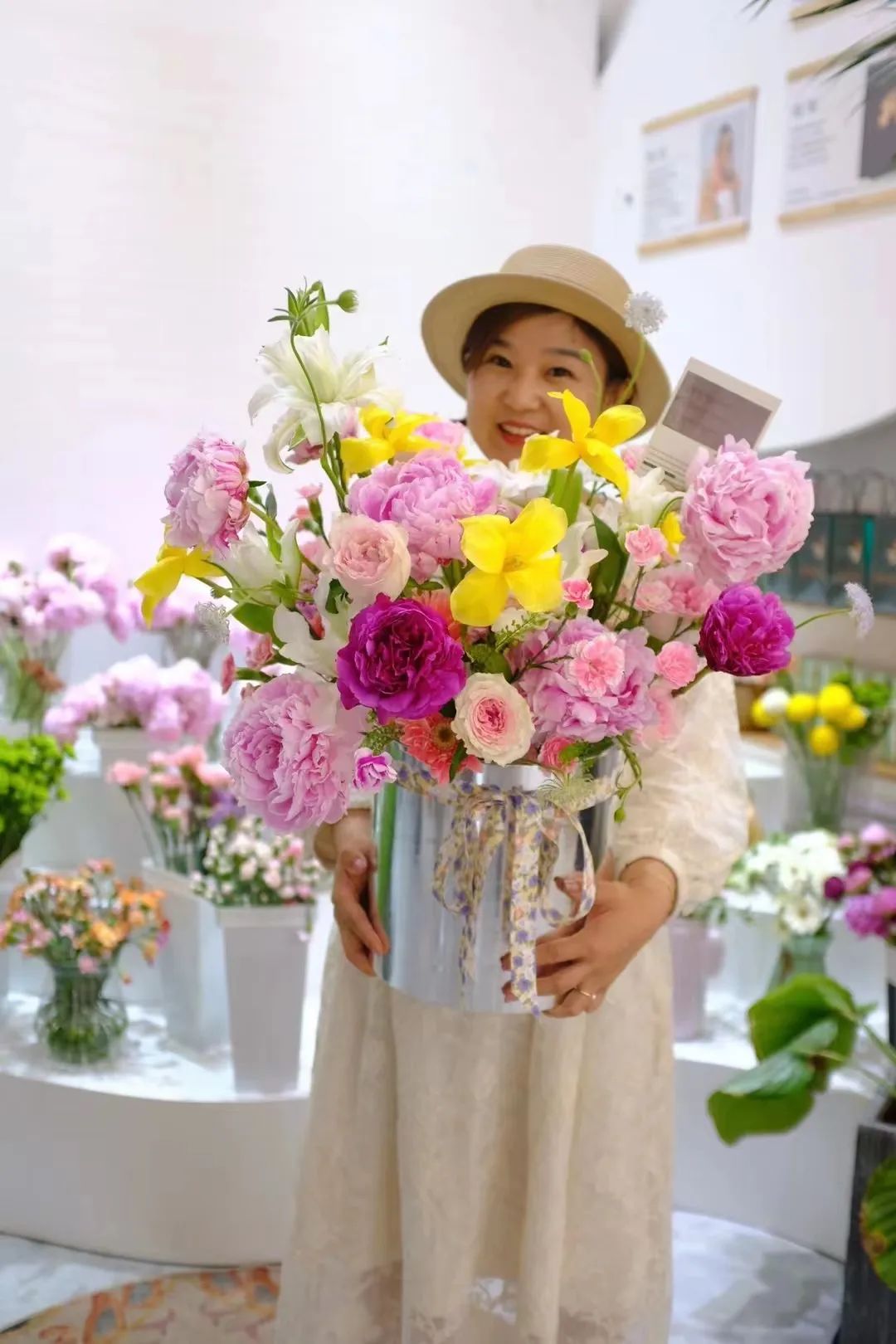 她是3个孩子的妈妈英语翻译,她是三个孩子的妈妈