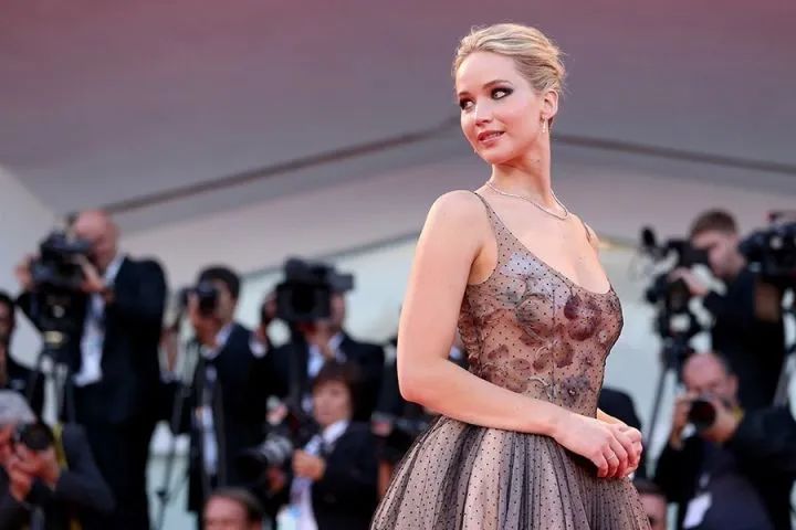 最新名单来了，好莱坞最美的10位女演员出炉：德普前妻高居第7名