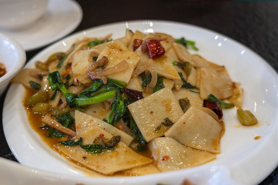 贵州哪里吃到正宗的云南菜,贵州年夜饭15道硬菜