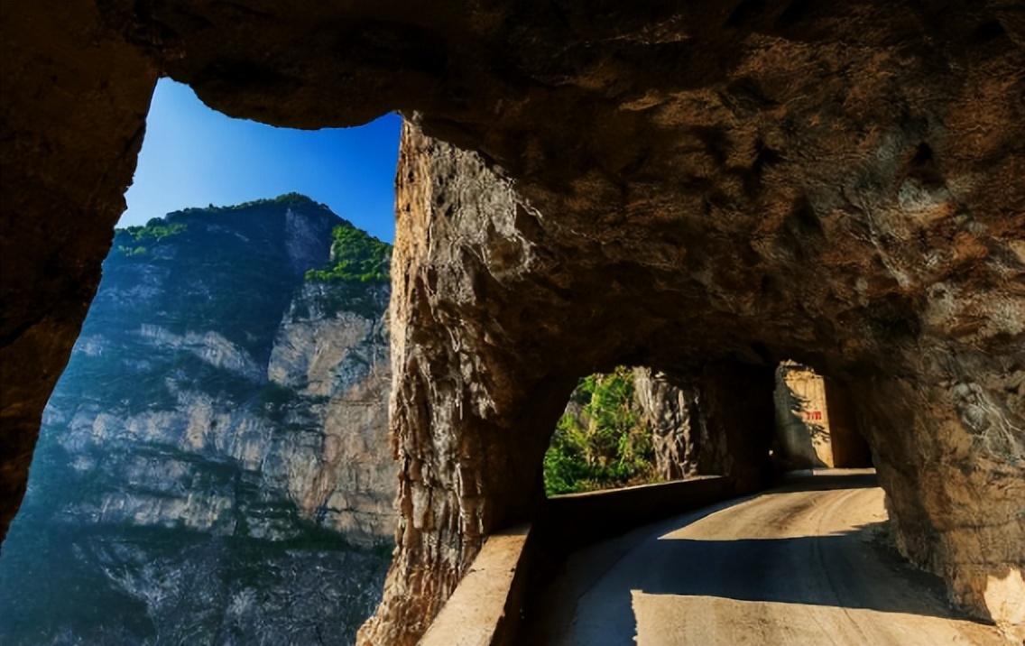 中国最受欢迎的十大端游,中国最受欢迎自驾游318