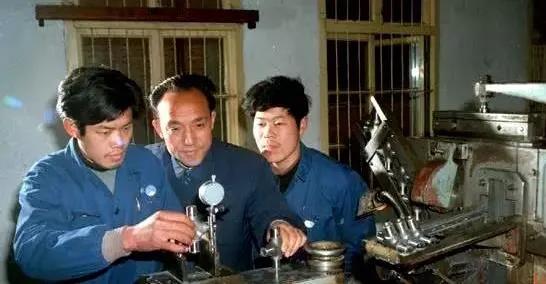 万向股份万向集团,万向集团大吗