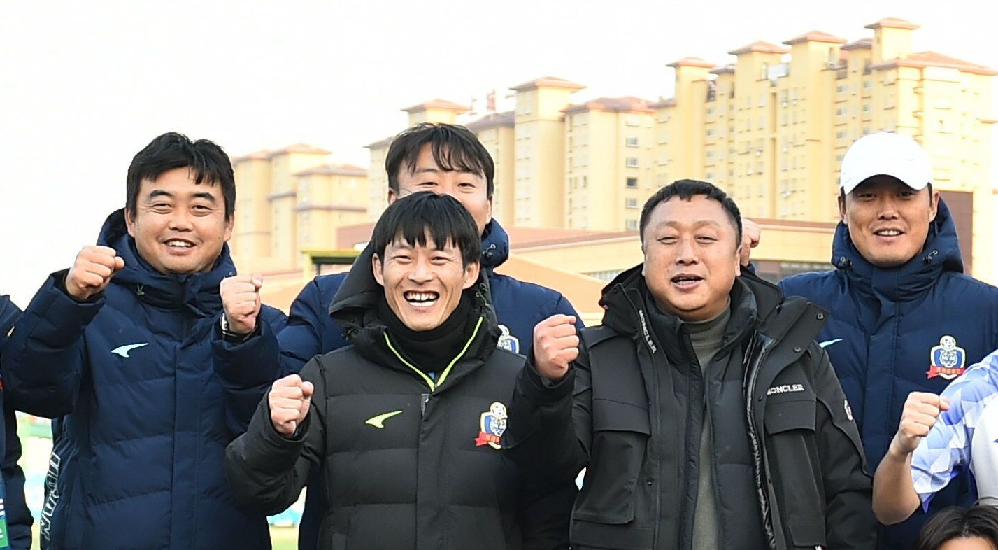 不负重托力争冲甲——访龙井海兰江足球文化产业投资有限公司董事长张文吉