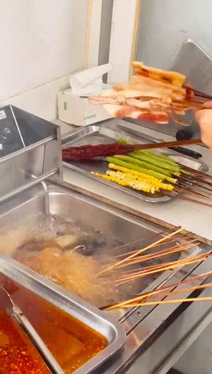 乐山30家苍蝇馆子，我不允许你还没吃过！