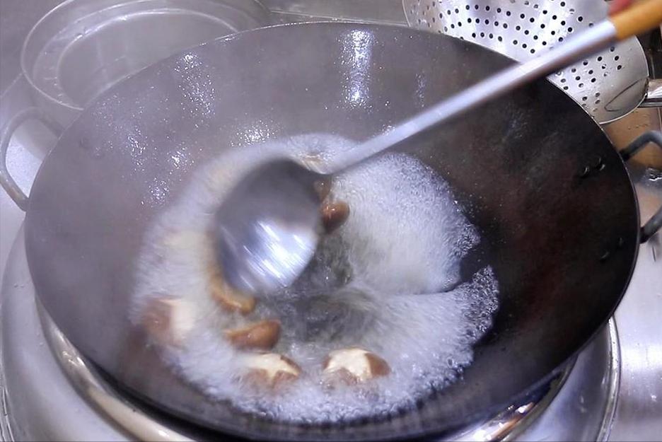 疫情囤菜要囤不喜欢吃的菜,疫情期间多囤口粮