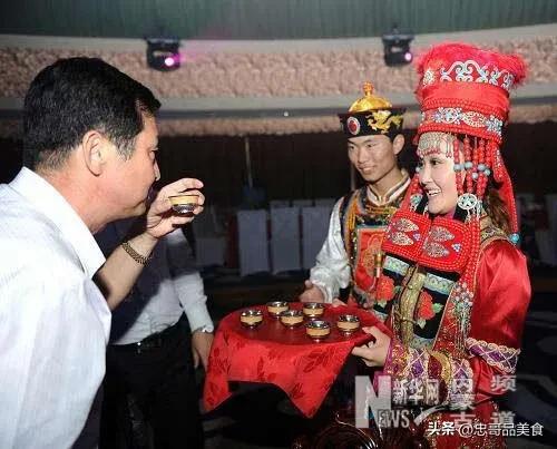 日落晚霞映照九曲十八弯,日落黄昏的九曲十八弯