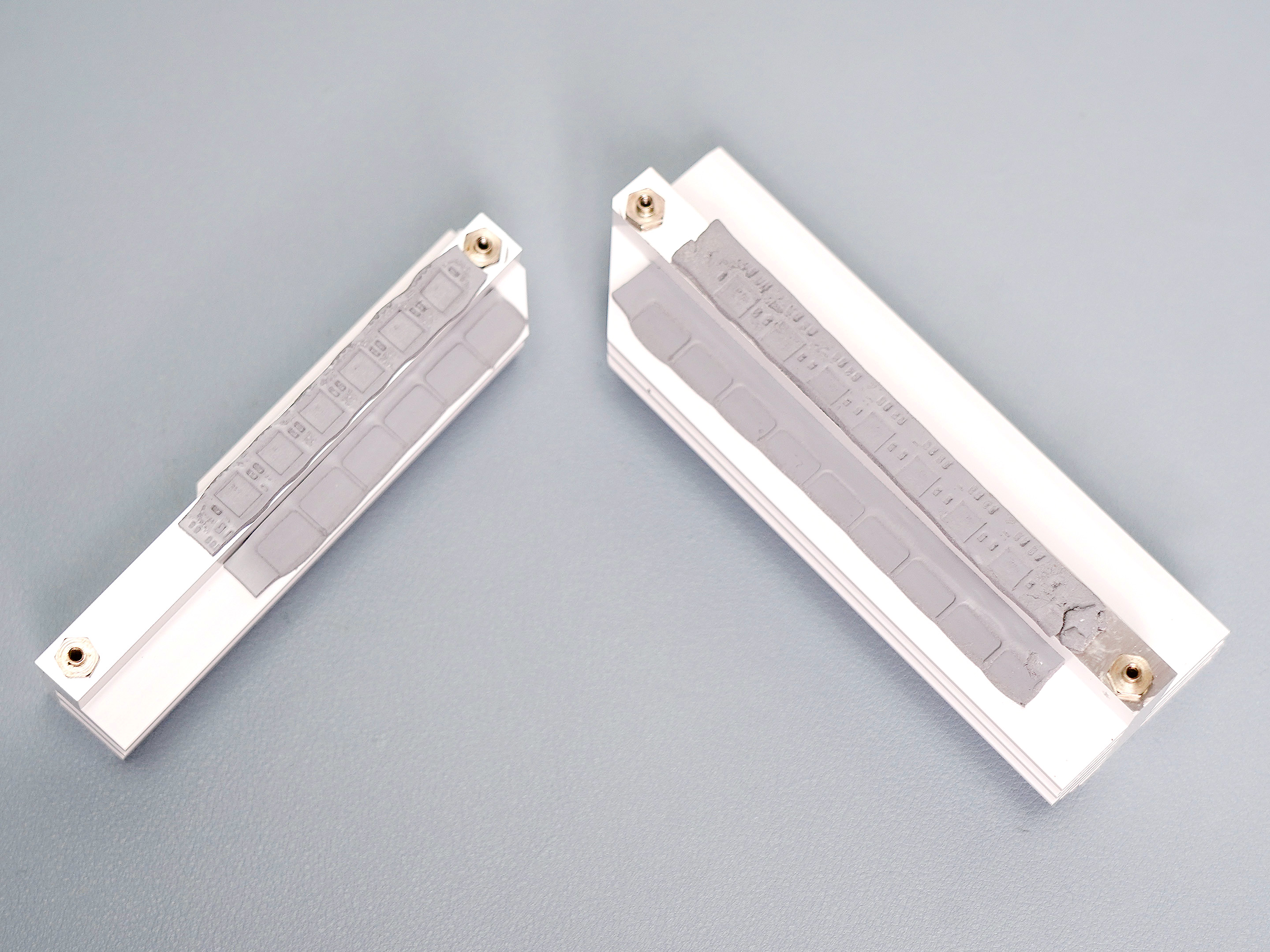 最新装机方式：背插式体验，I7+B760+RTX4070Ti攒台白白的主机