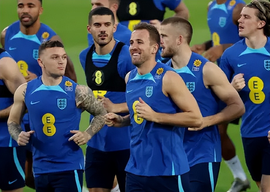 卡塔尔世界杯日本明星太太团来袭,卡塔尔世界杯太太团来袭