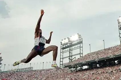 卡尔刘易斯打破世界纪录,卡尔刘易斯400米纪录