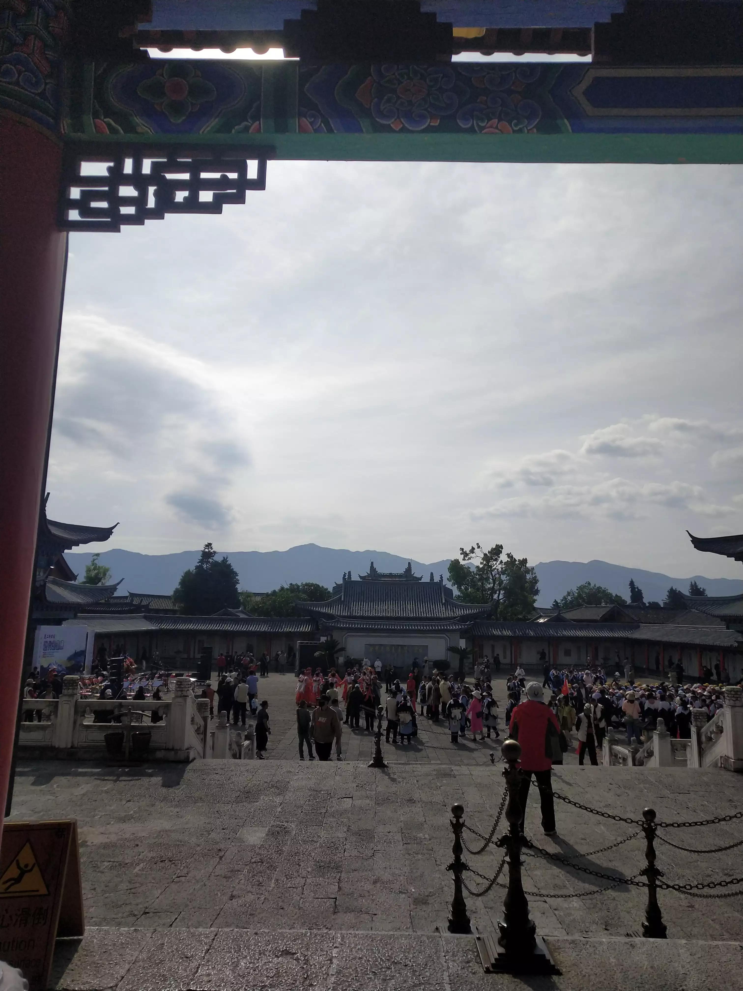 云南自驾游收费标准,云南租车费用明细