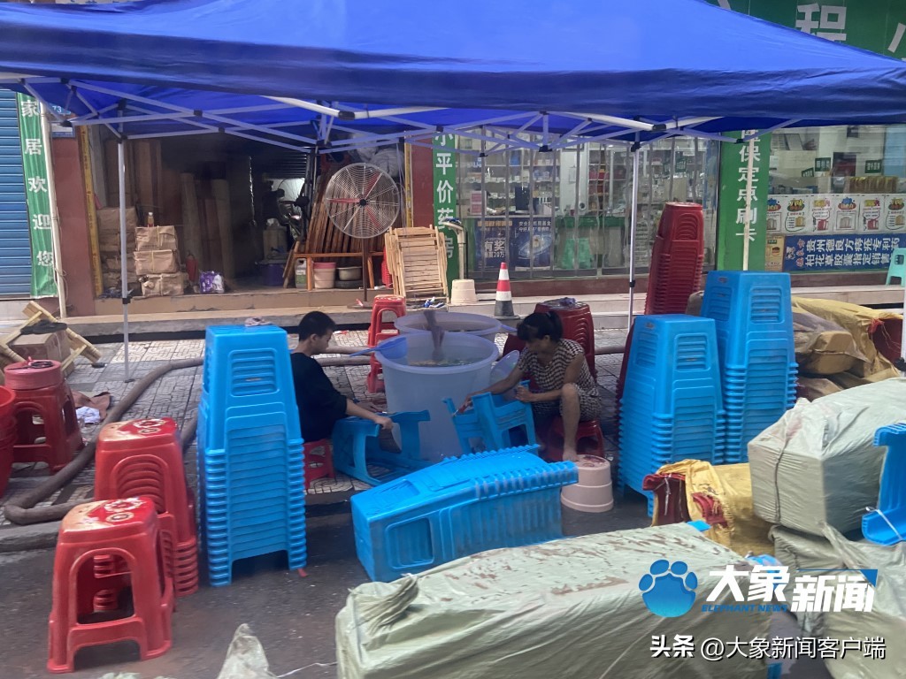 万州大暴雨爆发山洪,万州暴雨致山洪