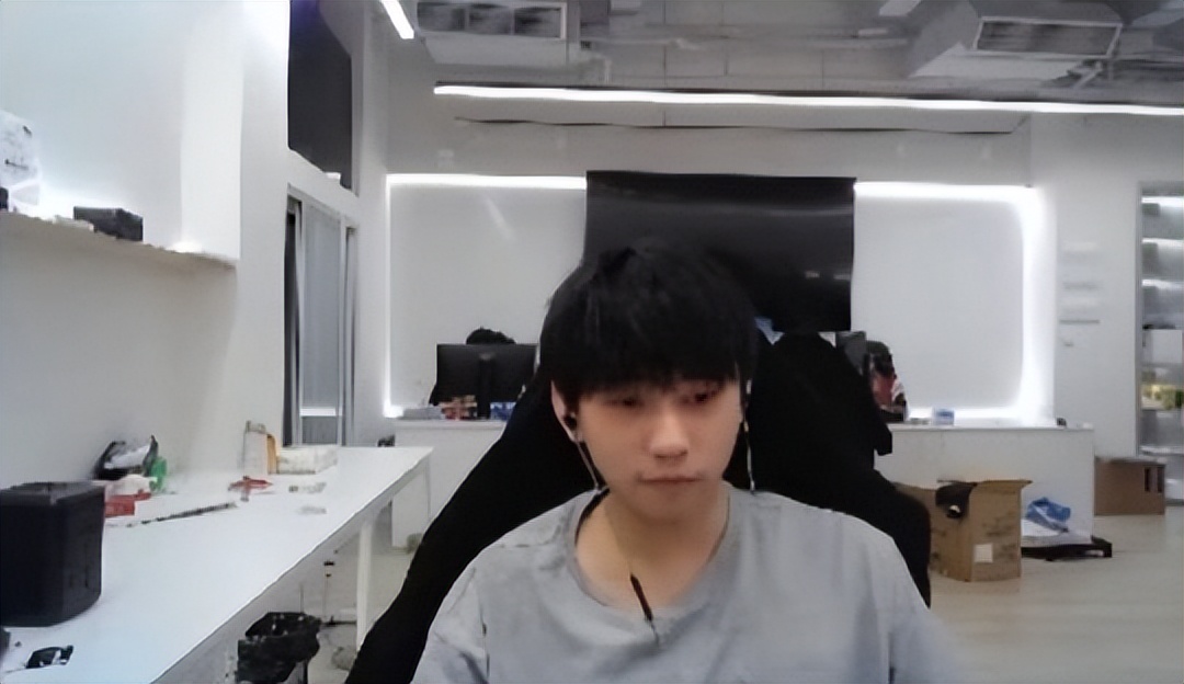 edg阿布谈队伍规则,阿布给队员讲edg规则