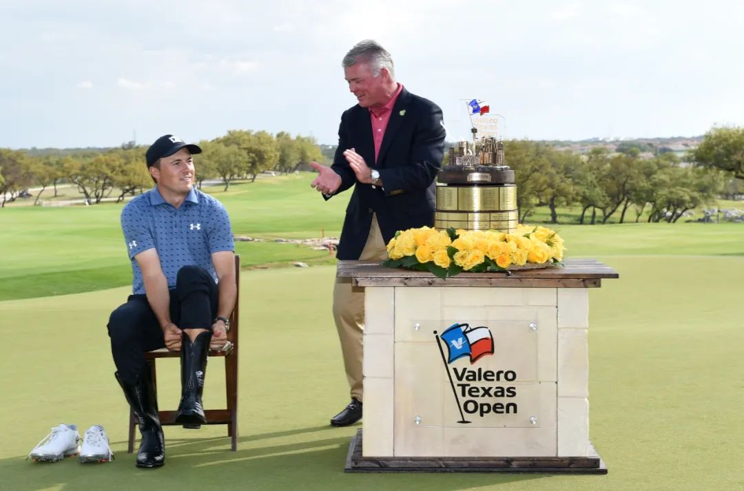 麦克罗伊抛球斯皮思,麦克罗伊和乔丹斯皮思