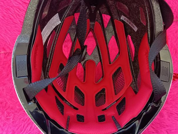 智能头盔helmet,crosshelmet智能头盔评测