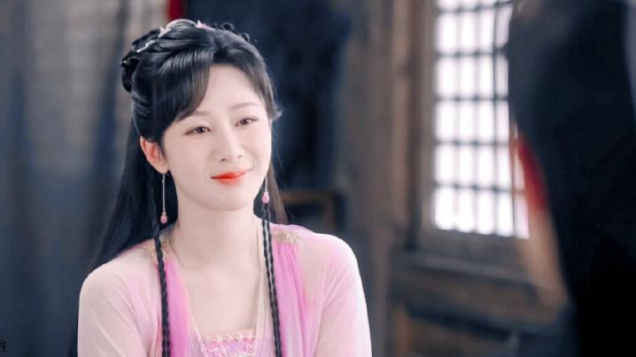 杨紫代露娃长相思同框路透,长相思杨紫被看呆的造型