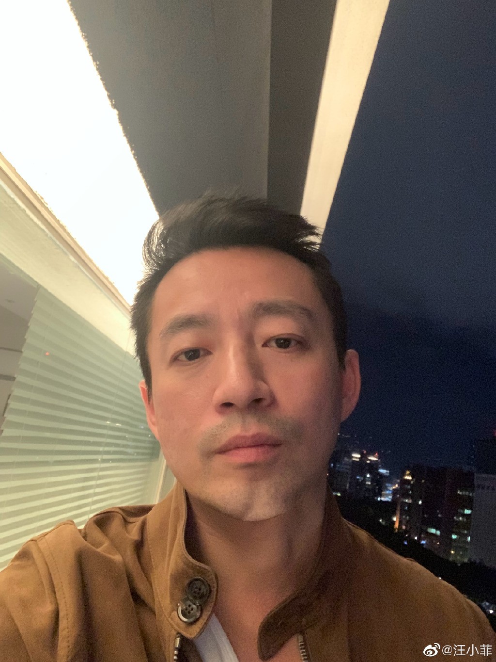 大S具俊晔还床垫画面曝光，200万床垫上有超大块血渍引围观