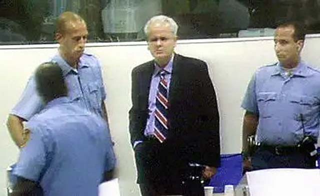 米洛舍维奇为什么下台,米洛舍维奇死因真相