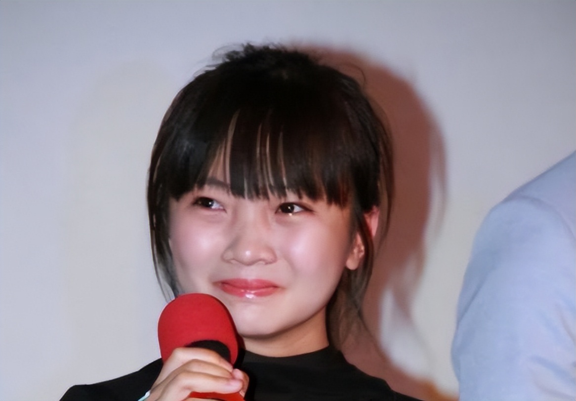 被注射抑生长剂，与女粉丝裸聊，这4位童星，真的被父母害惨了