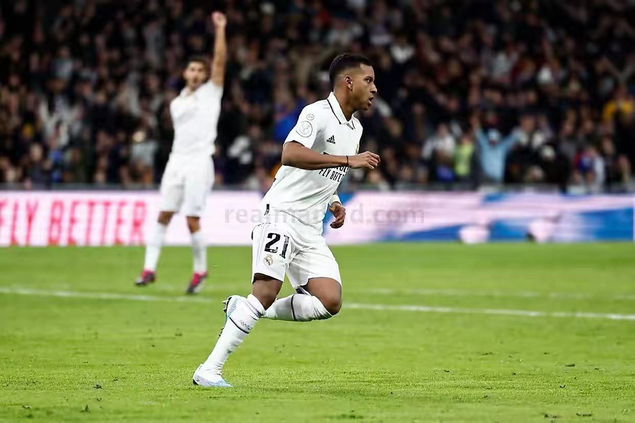 皇马锋线帝星23场斩7球,皇马22年5冠