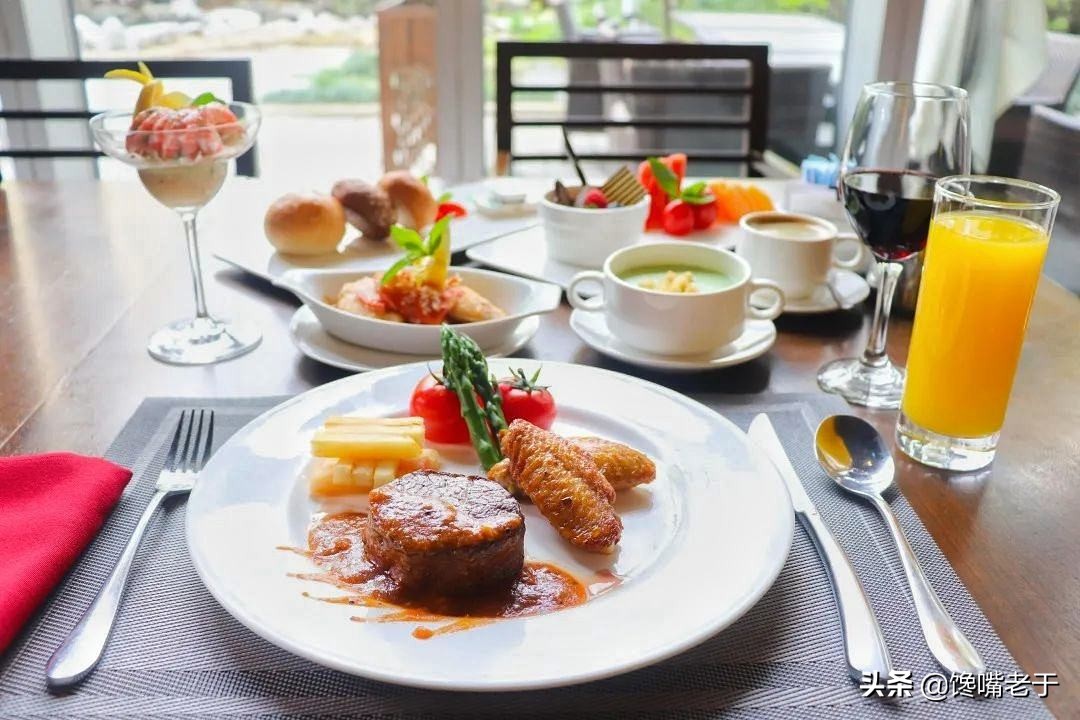 吃西餐时主要注意哪几方面的礼节,吃西餐的时候有什么讲究