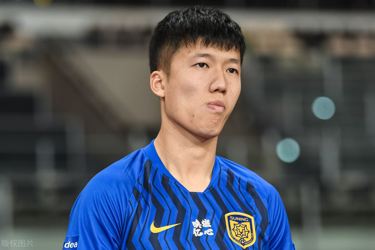 江苏苏宁球员,江苏苏宁这支球队还在踢吗